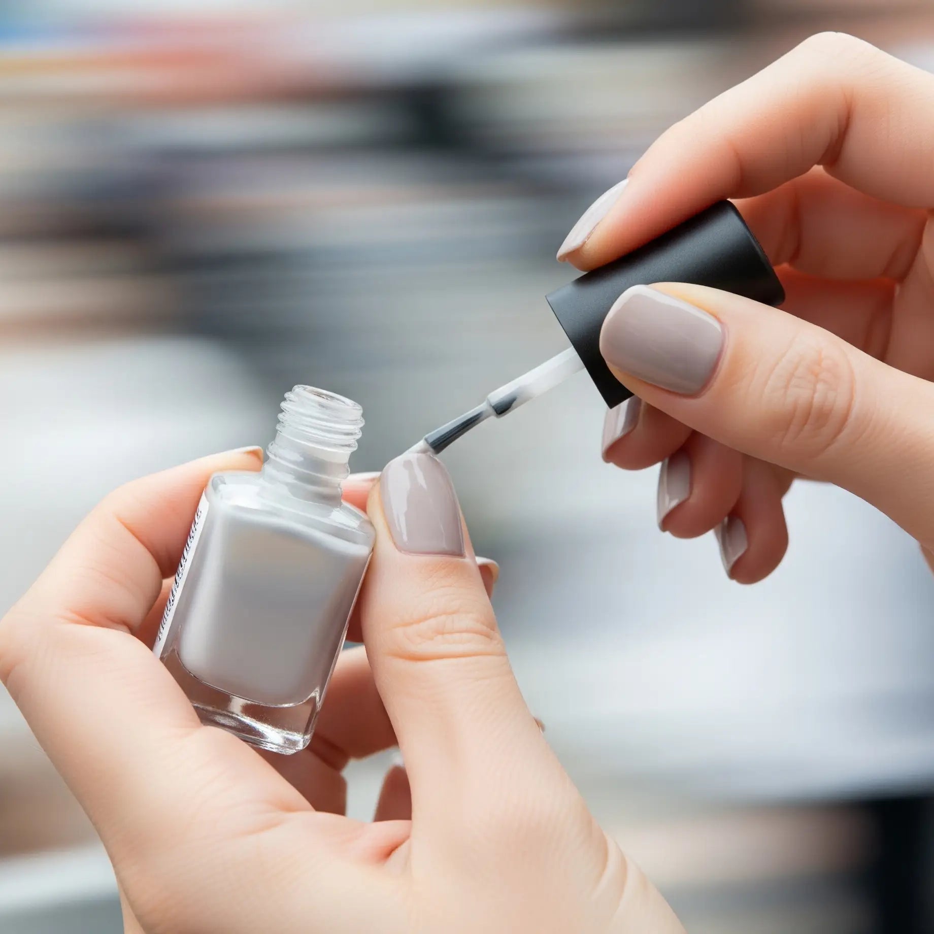 The Best Quick-Dry Nail Polishes for Busy Lifestyles