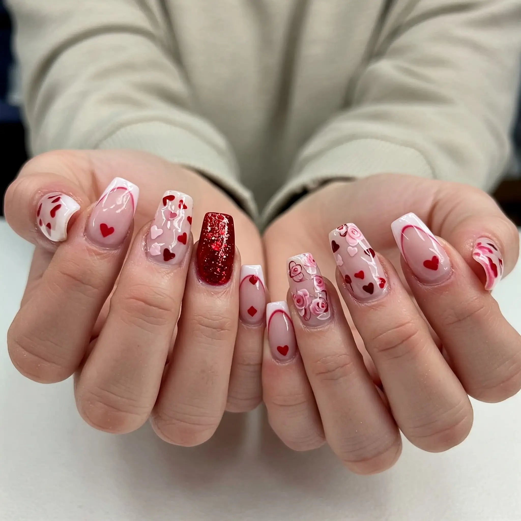 Valentine’s Day Nail Designs: Romantic Looks for 2025