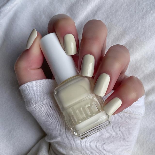 Duri - Egg Shell Off-White Sheer Nail Polish, 786 Bunny Slope