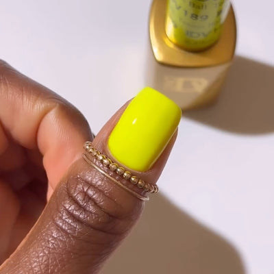 Tennis Ball DIVA #189  DUO Gel & Lacquer